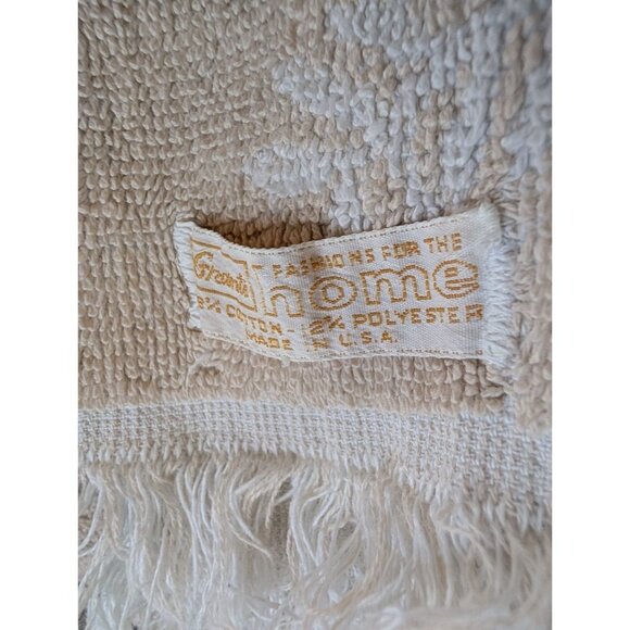 Vintage Grants Home Floral Beige Towel Made In USA 42" x 23" - Picture 4 of 5